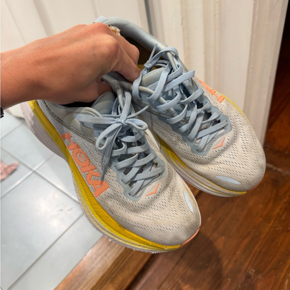 Hoka Bondi 8